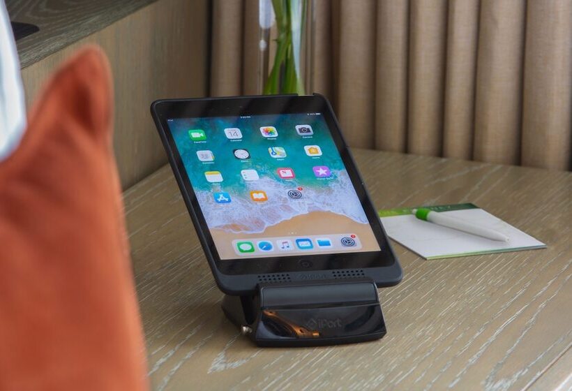 디럭스 스위트, The Delaney