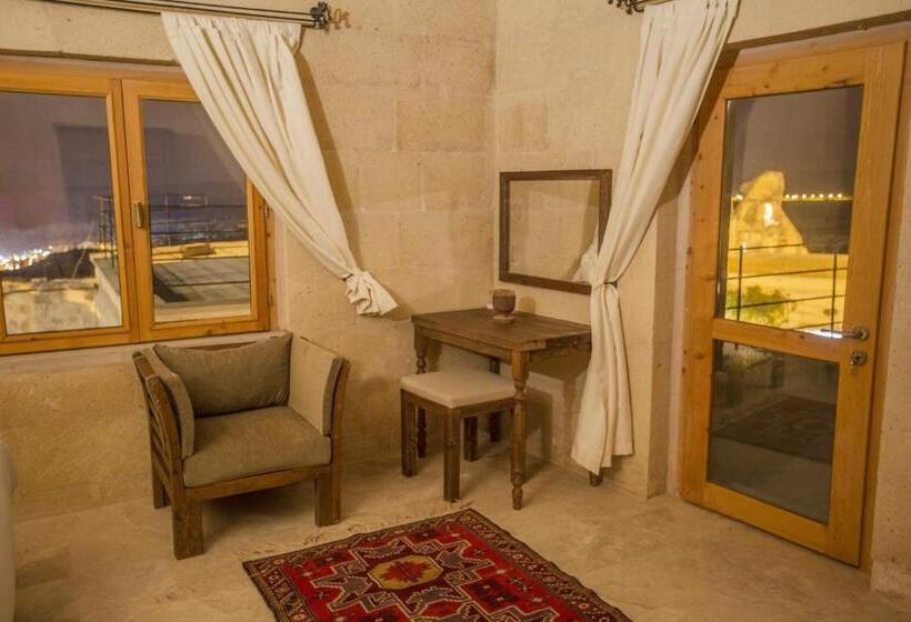 패밀리 룸, Helike Cave Suites