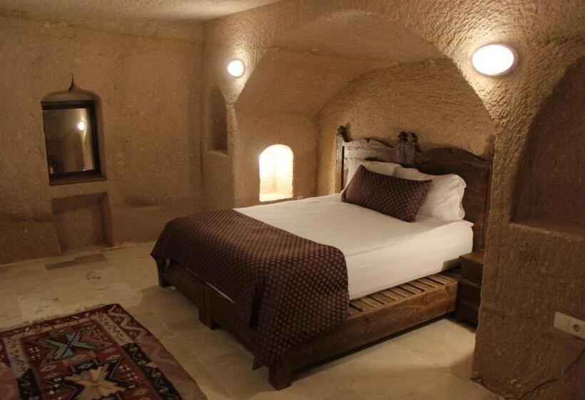 جناح سوبيريور, Helike Cave Suites