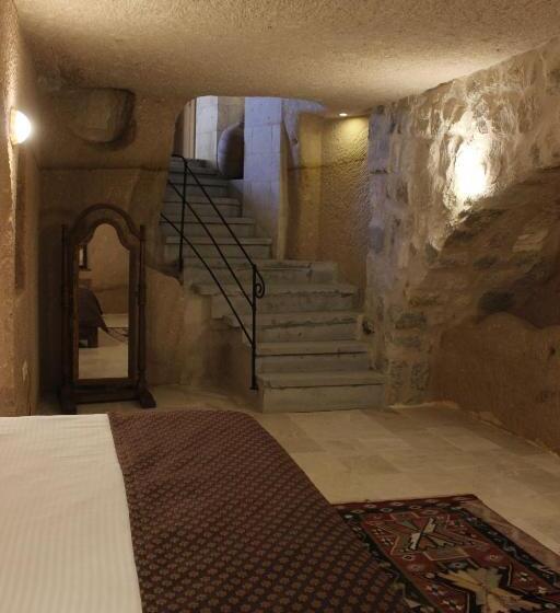 수피리어 스위트, Helike Cave Suites
