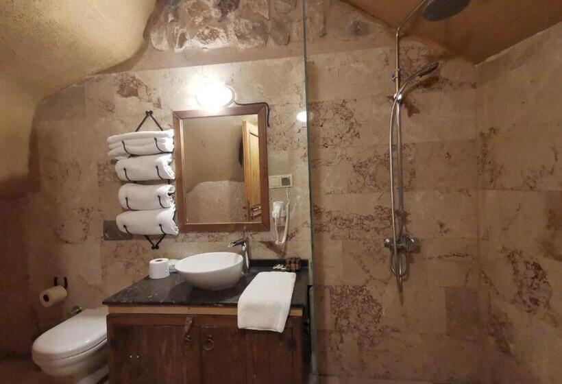 غرفة قياسية, Helike Cave Suites