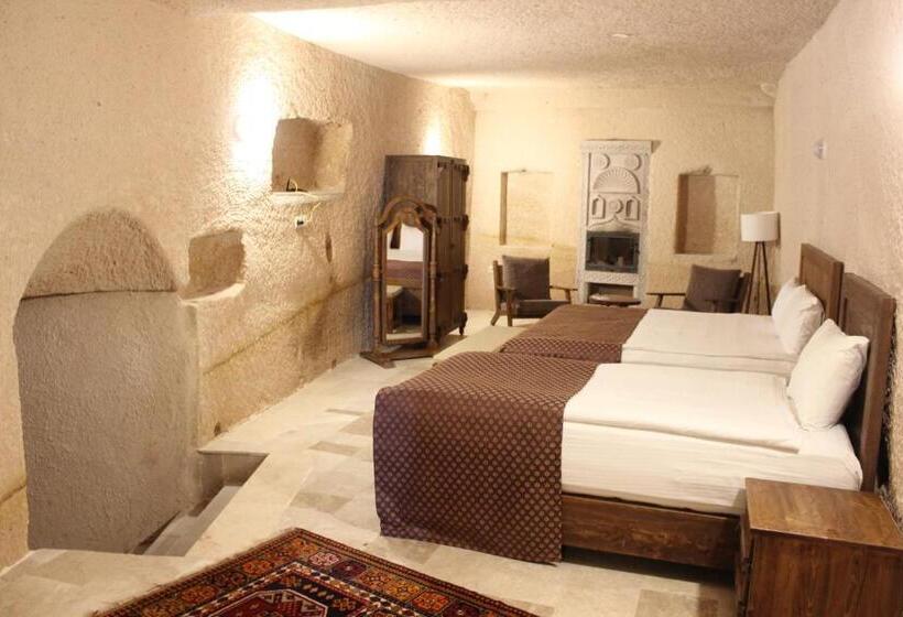 جناح سوبيريور, Helike Cave Suites