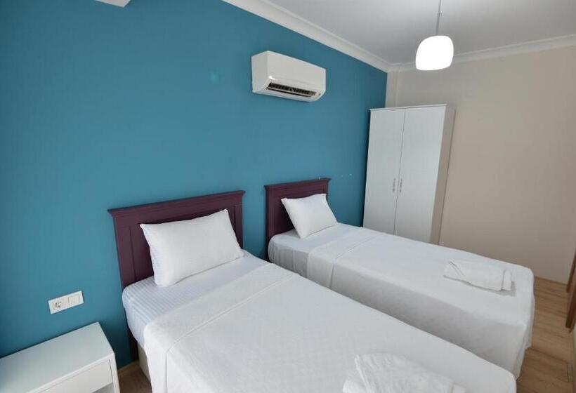 דירה בת חדר שינה 1 עם מרפסת, Arti̇m Apart