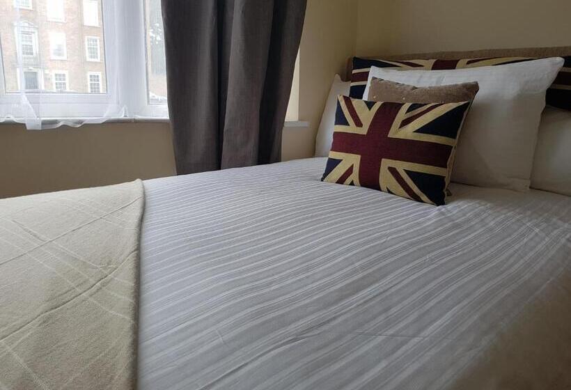 高级大房间, Kathleen House Plus