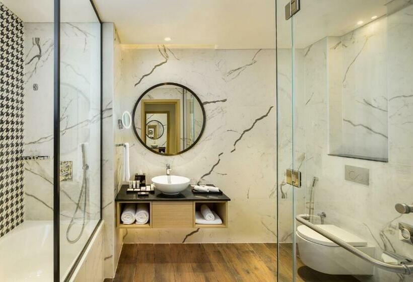 سوئیت پریمیوم, Millennium Al Barsha