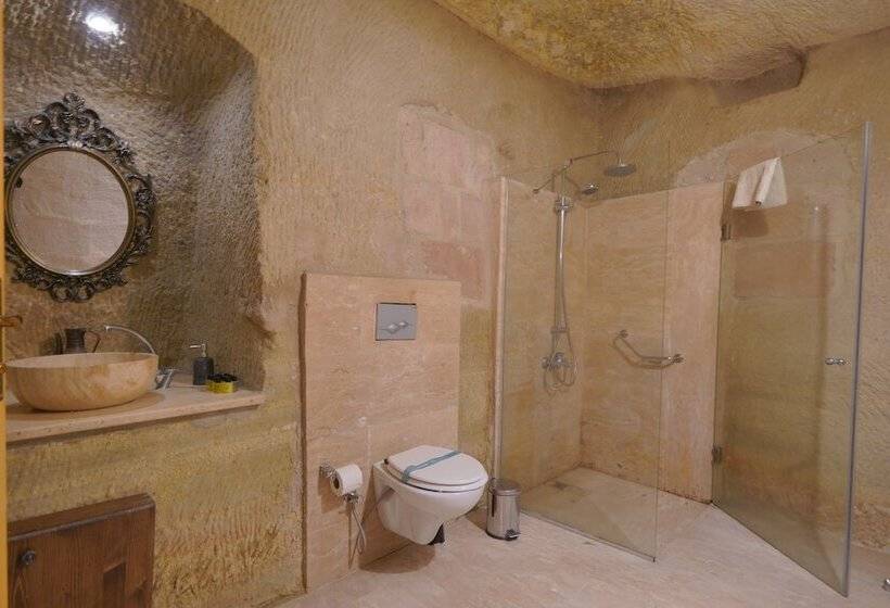 家庭套房, Salkım Cave House