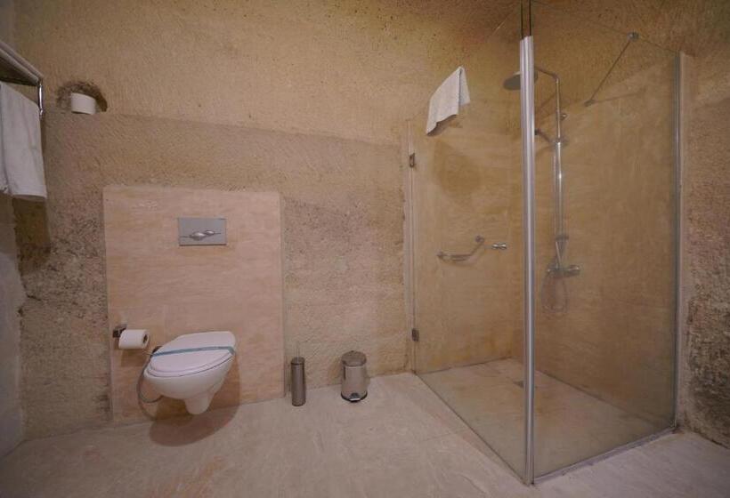اتاق استاندارد سه نفره, Salkım Cave House