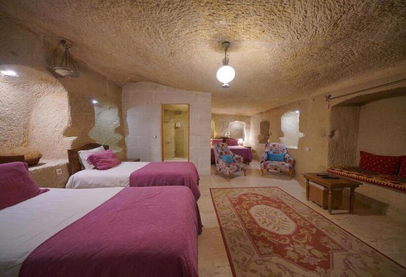 سوییت خانوادگی, Salkım Cave House