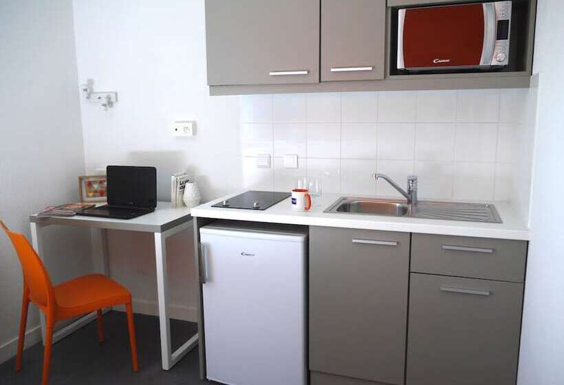 Студия Стандарт, Montempô Apparthôtel Paris Vélizy