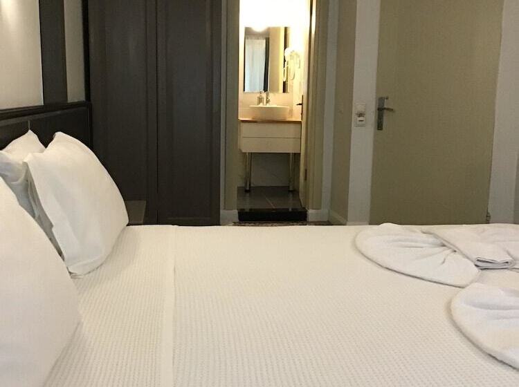 Quarto Estandar, Balca