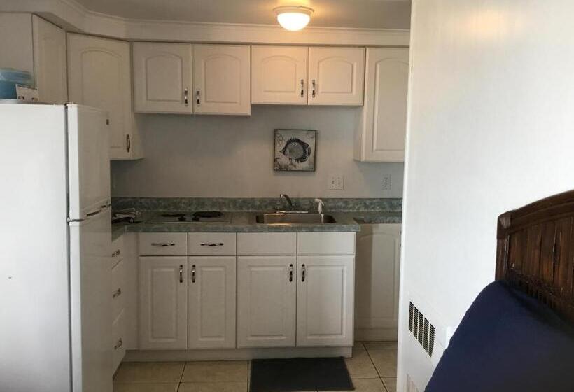 חדר סטנדרט נוף לים עם מרפסת, Atlantis Motel