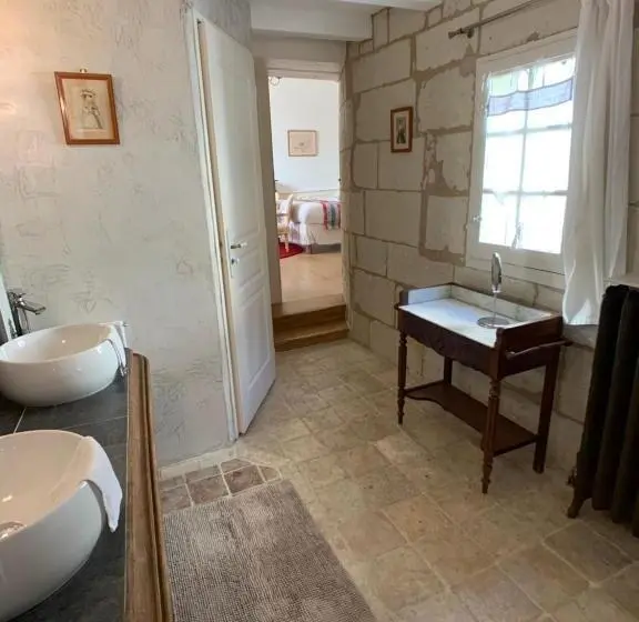 اتاق استاندارد, Au Relais Saint Maurice