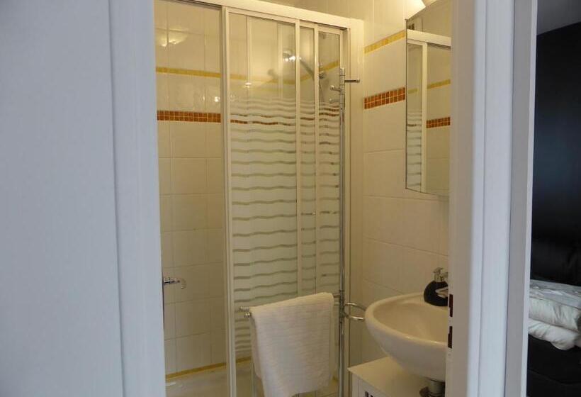 Студио Стандарт Кровать Кинг, Une Chambre à Neuilly Guest House