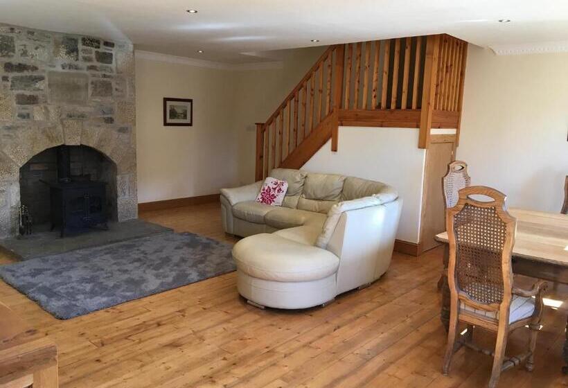Family Suite, Wester Muirhouse