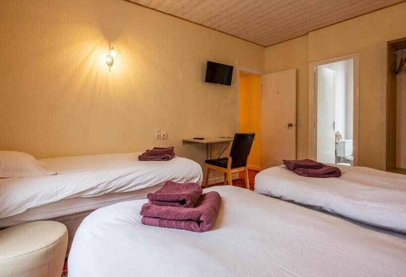 스탠다드 트리플 룸, La Tour Pom'pin