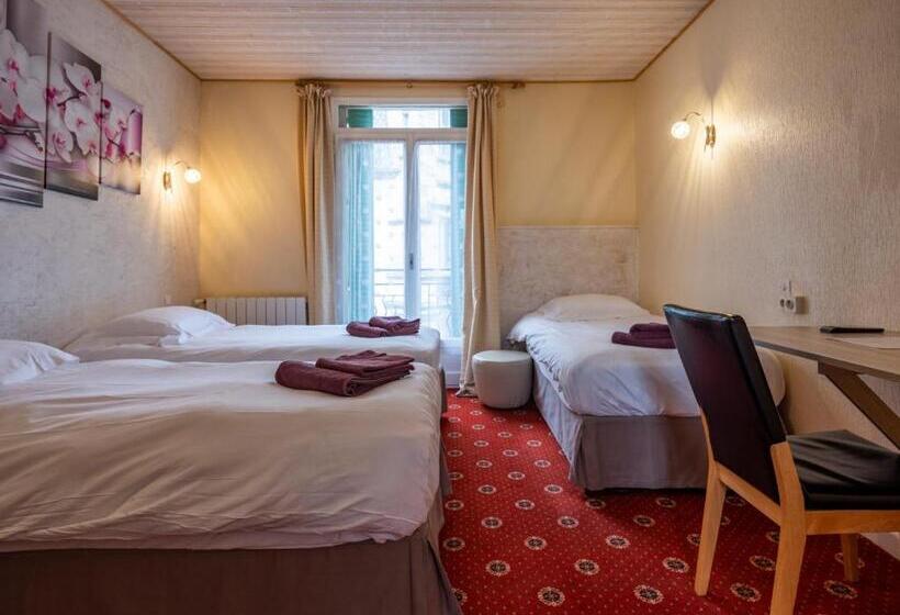 스탠다드 트리플 룸, La Tour Pom'pin