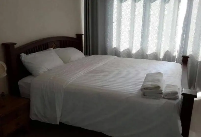 スタンダードルーム, Farsai Homestay