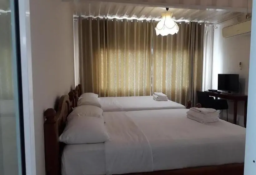 スタンダード４人部屋, Farsai Homestay