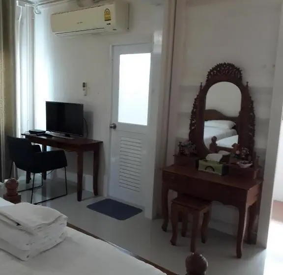 スタンダード４人部屋, Farsai Homestay