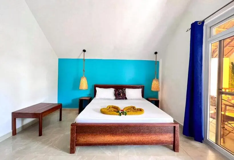 اتاق استاندارد با بالکن, Kikoi Boutique