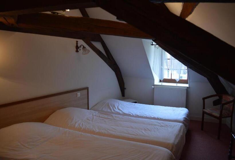 Номер Стандарт Трехместный, Le Relais Du Morvan