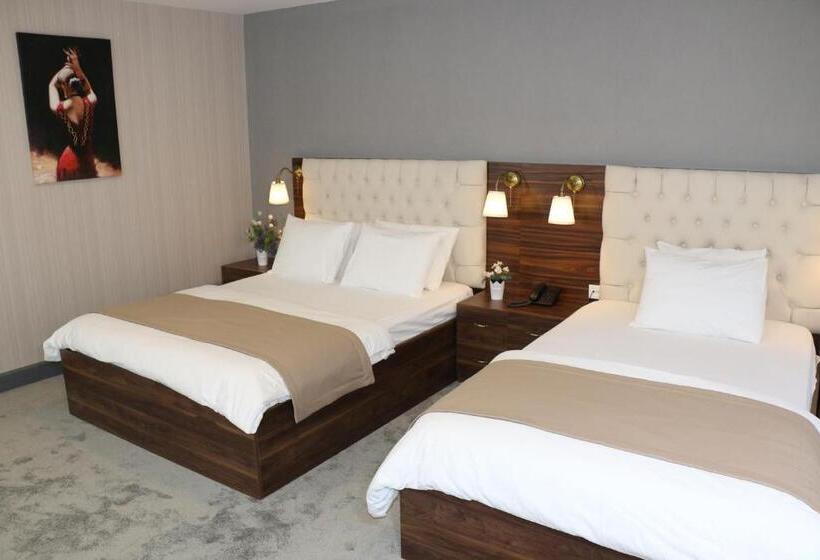 Triple Room Sea View, Vita Suites Karakoy