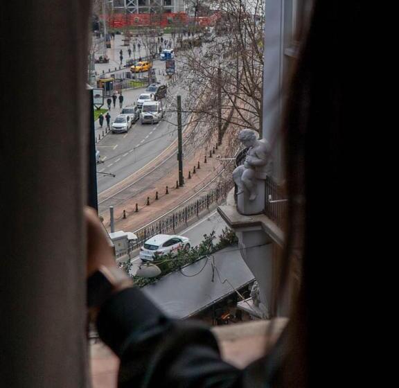 اتاق لوکس با چشم‌انداز دریا, Vita Suites Karakoy