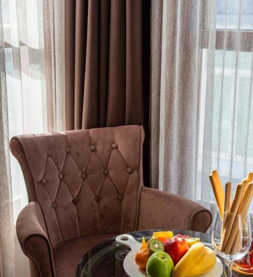 Pokój Trzyosobowy Klasyczny, Vita Suites Karakoy