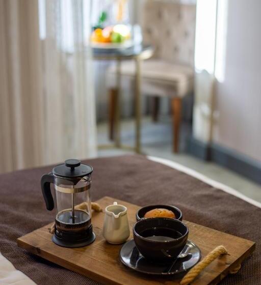 اتاق کلاسیک سه تخته, Vita Suites Karakoy