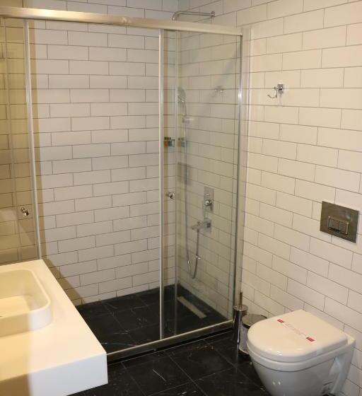 Triple Room Sea View, Vita Suites Karakoy