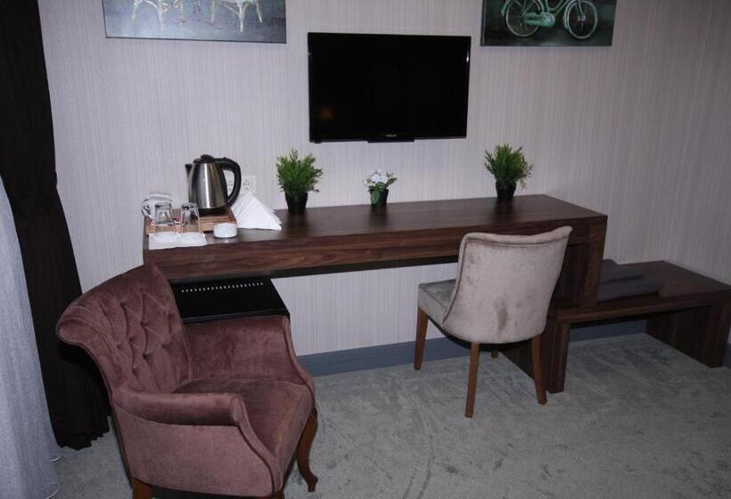 Pokój Deluxe Widok Boczny Morze, Vita Suites Karakoy