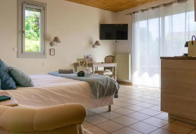 テラス付きスタンダードワンルーム, La Combe Fleurie Appartements & Chambres