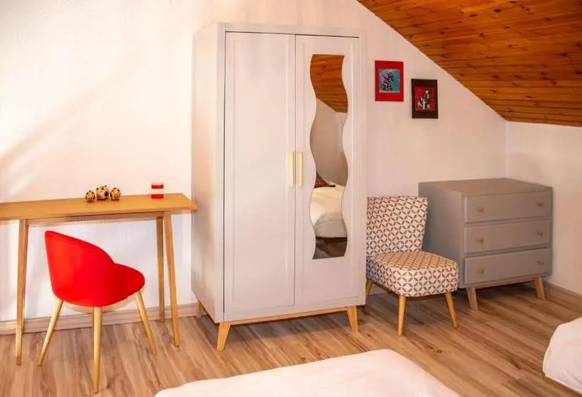 ファミリールーム, La Combe Fleurie Appartements & Chambres