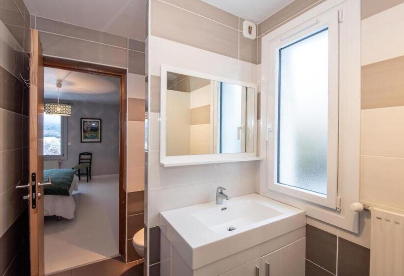 스탠다드 룸 가든 전망, La Combe Fleurie Appartements & Chambres