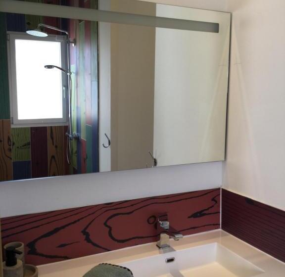 스탠다드 스튜디오, La Combe Fleurie Appartements & Chambres