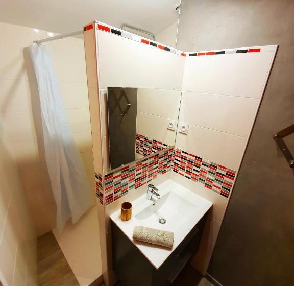 מיטה בחדר משותף, La Maison Bisca