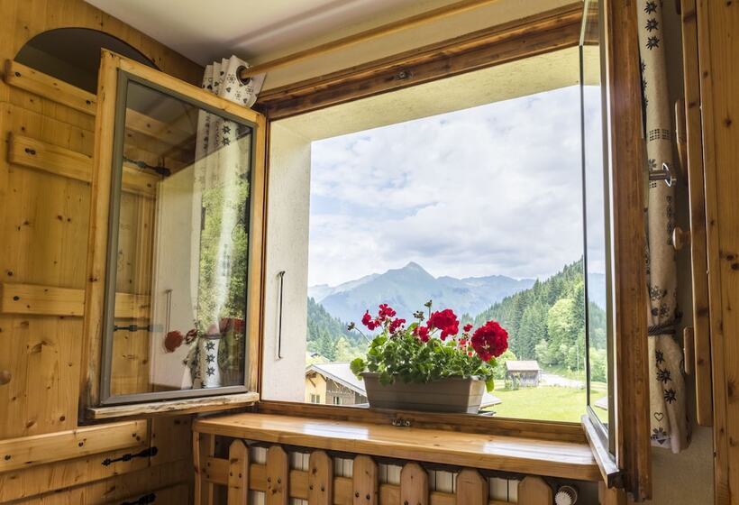 패밀리 룸, Chalet Bluebell