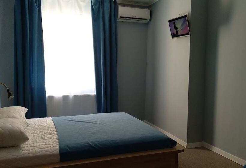 اتاق استاندارد, Blum