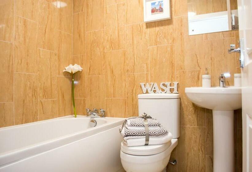 חדר סטנדרט עם מיטת קינג, Trivelles Gatwick Hotel & Airport Parking