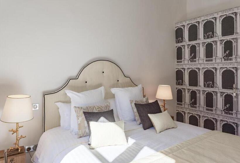 חדר דלוקס, Maison Du Collectionneur