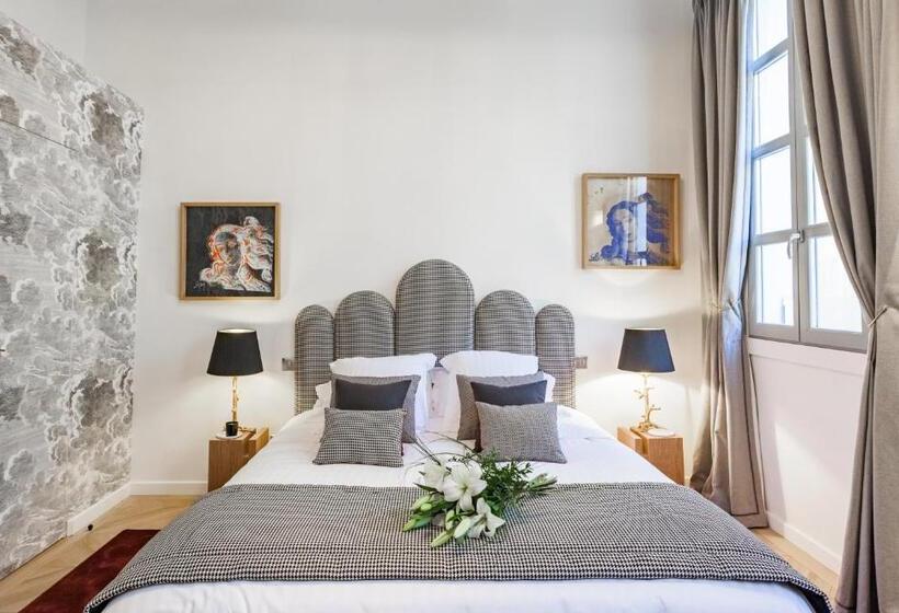 חדר דלוקס, Maison Du Collectionneur