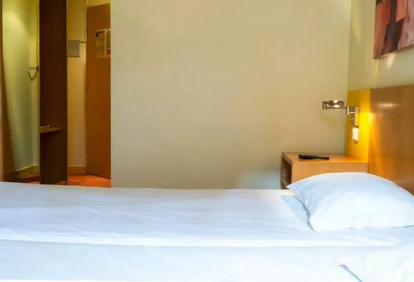 اتاق استاندارد یک نفره, Flag Hotel Braga