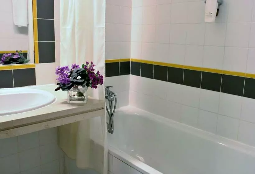 اتاق استاندارد یک نفره, Flag Hotel Braga