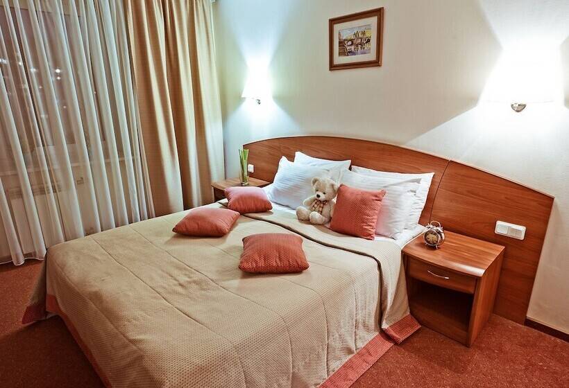 Quarto Familiar, Art Hotel Karelia
