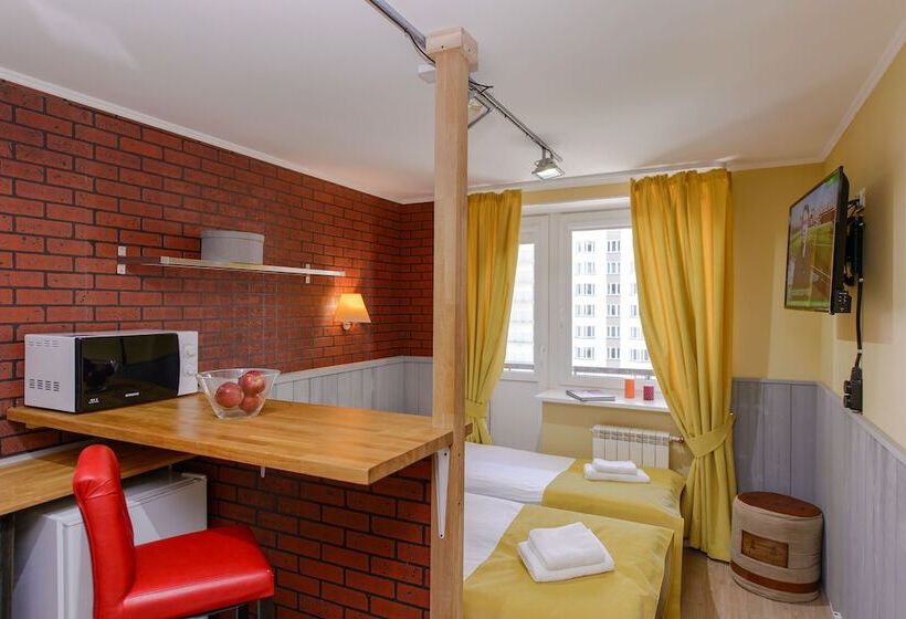 إستوديو قياسى, Art Hotel Karelia