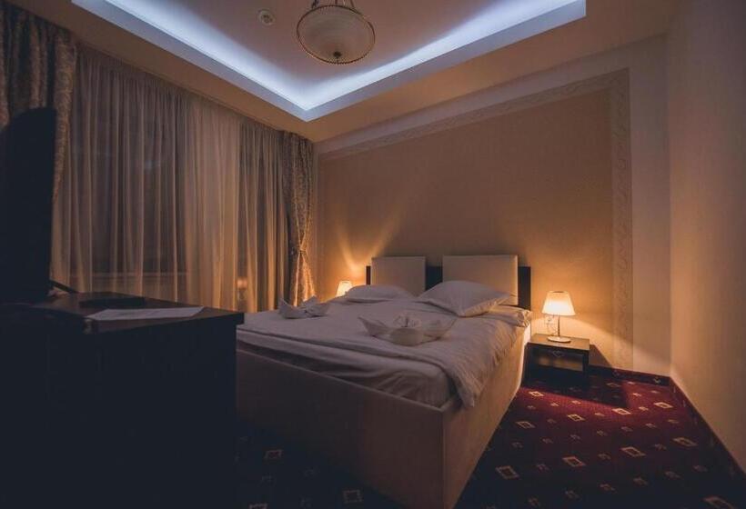 جناح, Bulevard Predeal