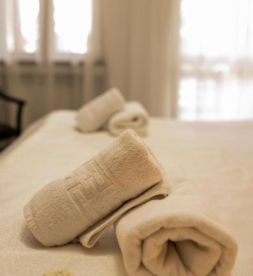 غرفة قياسية مزوَّدة بشُرفة, Bulevard Predeal