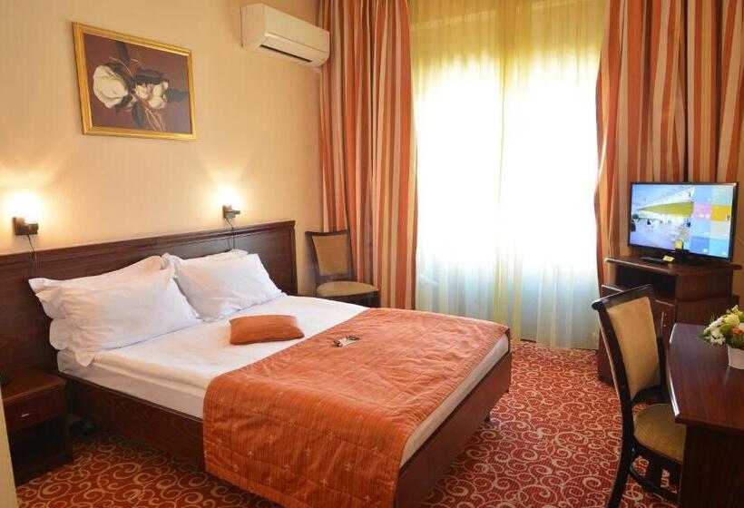 غرفة قياسية, Central