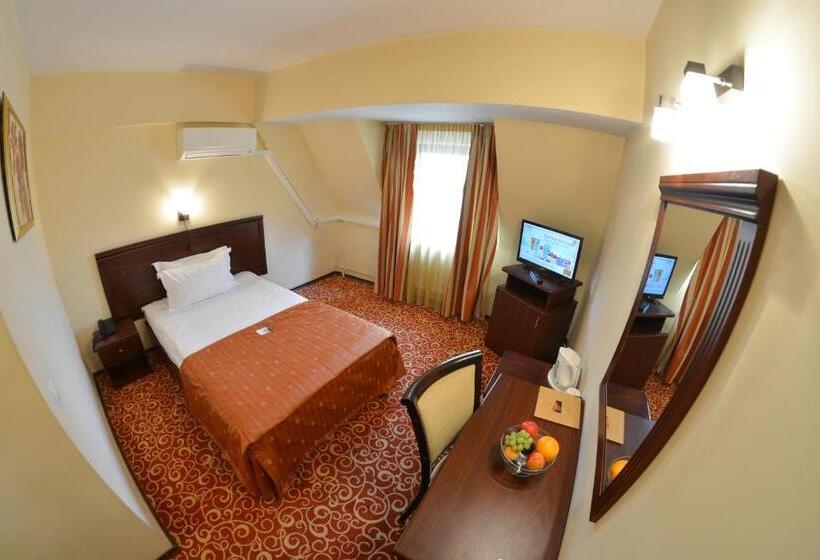 غرفة إقتصادية فردية, Central