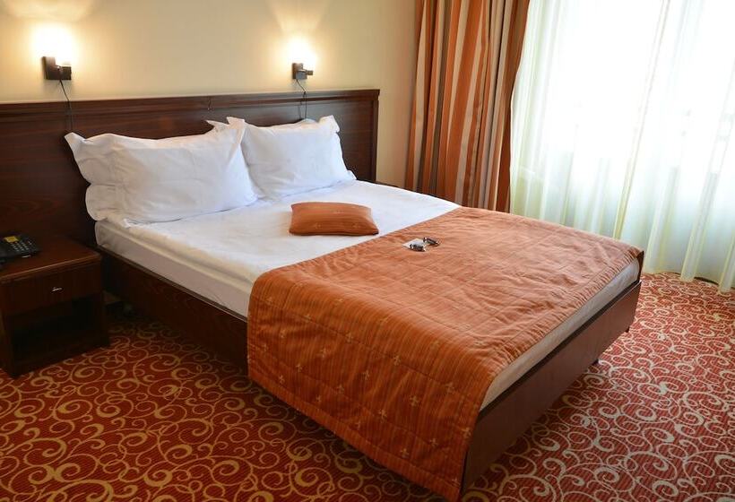 غرفة قياسية, Central